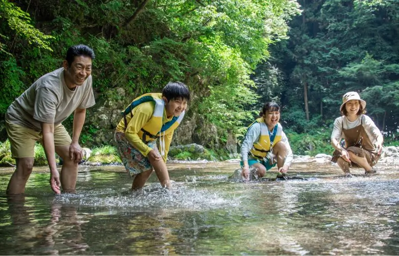 水遊びをしている様子