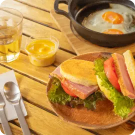 朝食 イメージ