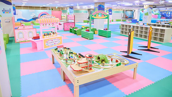 のびっこジャンボ｜家族で1日中のびのび遊べる屋内型プレイグラウンド